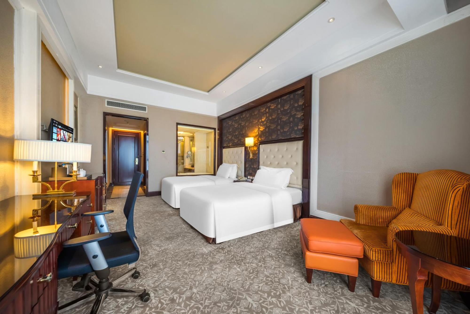 Wyndham Grand Plaza Royale Palace Chengdu Extérieur photo