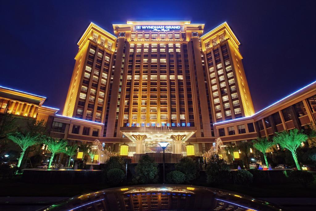 Wyndham Grand Plaza Royale Palace Chengdu Extérieur photo