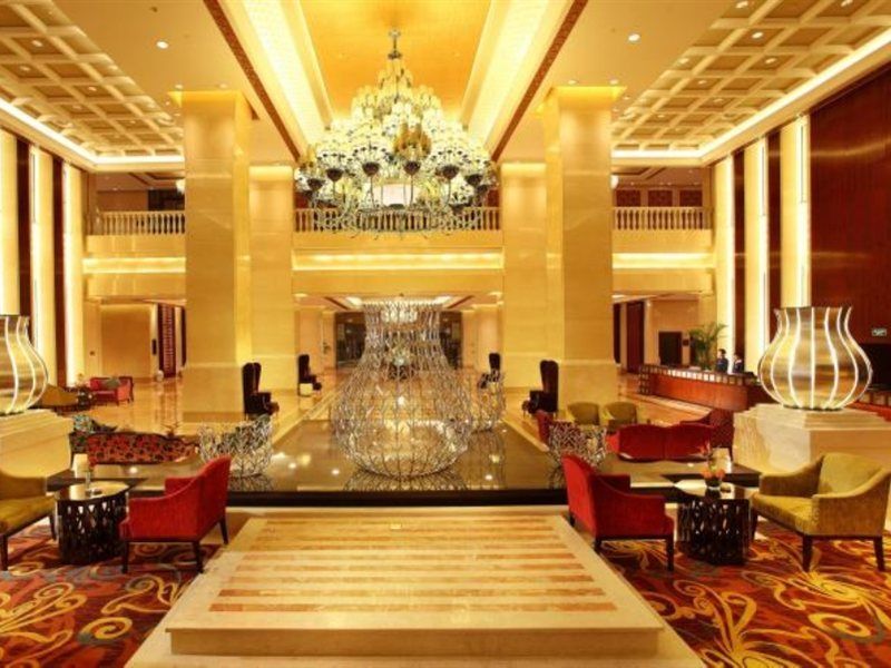 Wyndham Grand Plaza Royale Palace Chengdu Extérieur photo
