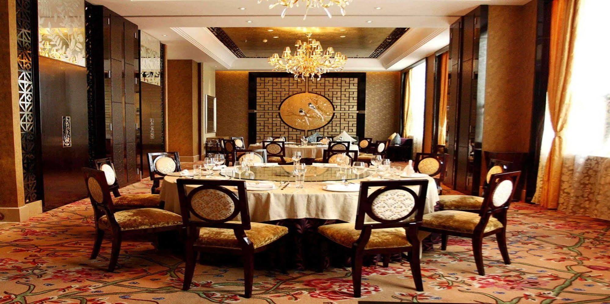 Wyndham Grand Plaza Royale Palace Chengdu Extérieur photo