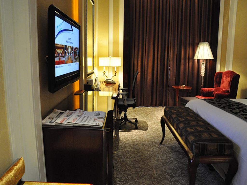 Wyndham Grand Plaza Royale Palace Chengdu Extérieur photo
